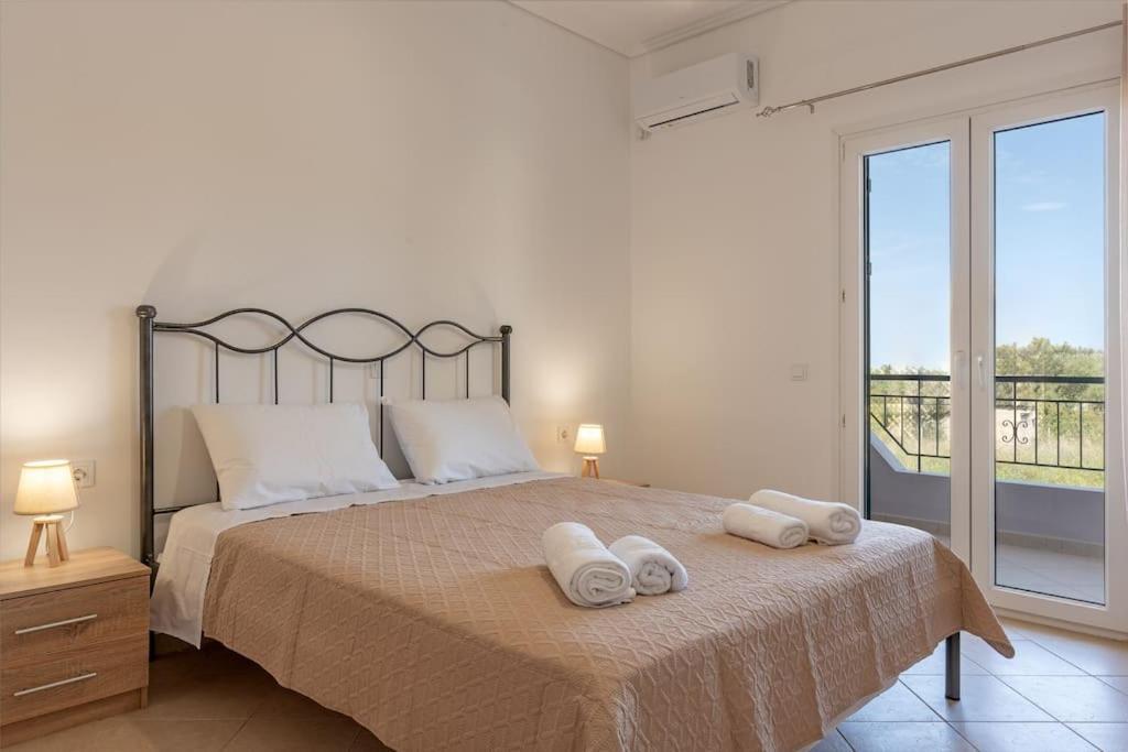 דירות סבורונטה Spiros House מראה חיצוני תמונה