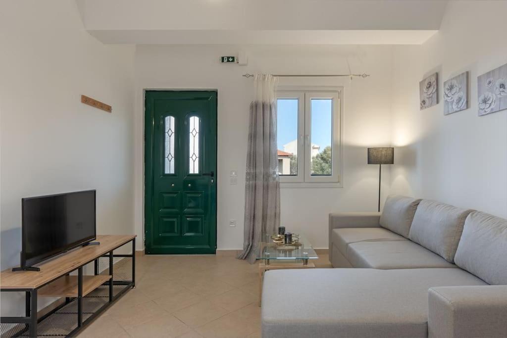 דירות סבורונטה Spiros House מראה חיצוני תמונה