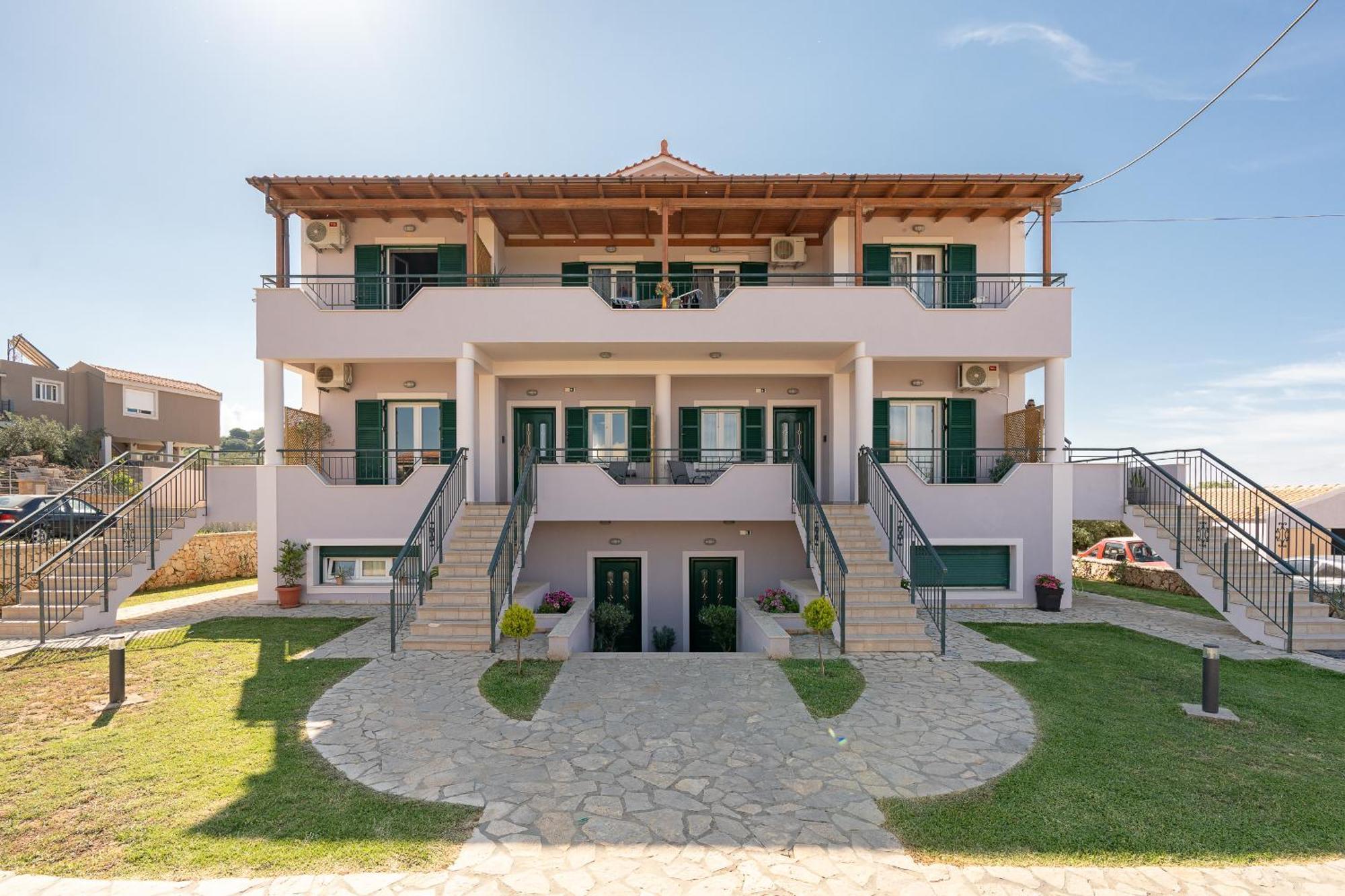 דירות סבורונטה Spiros House מראה חיצוני תמונה