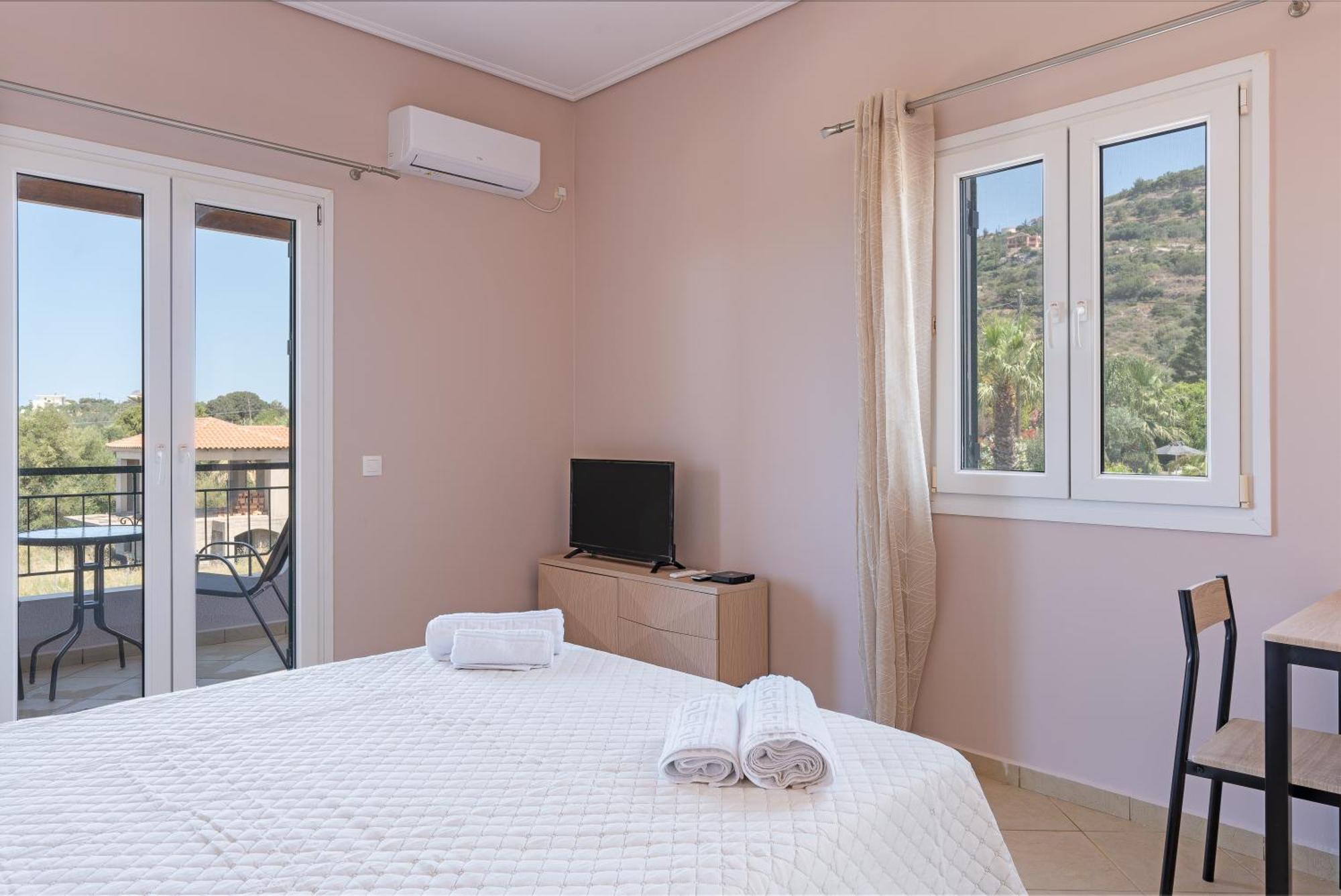 דירות סבורונטה Spiros House מראה חיצוני תמונה