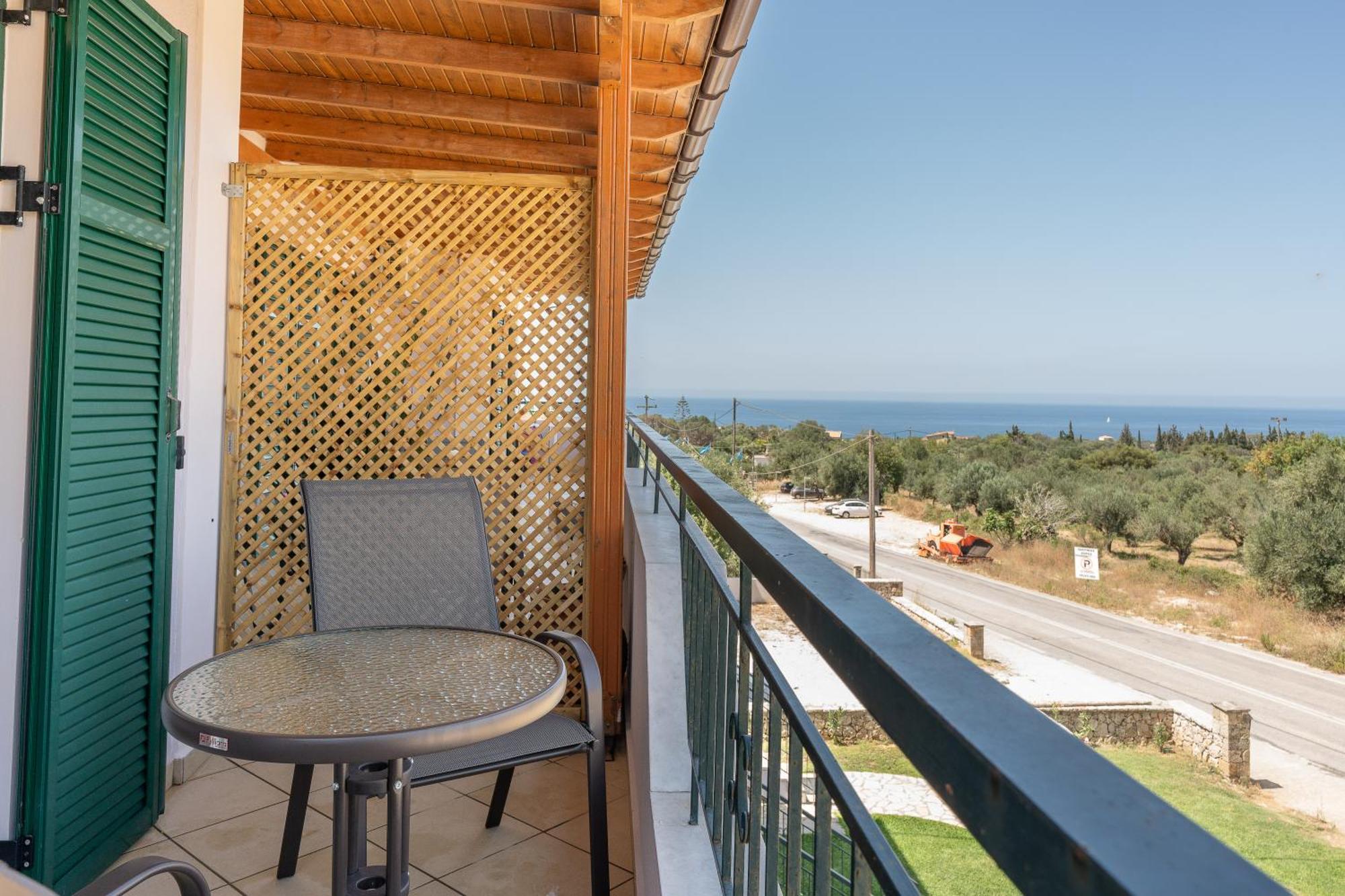 דירות סבורונטה Spiros House מראה חיצוני תמונה