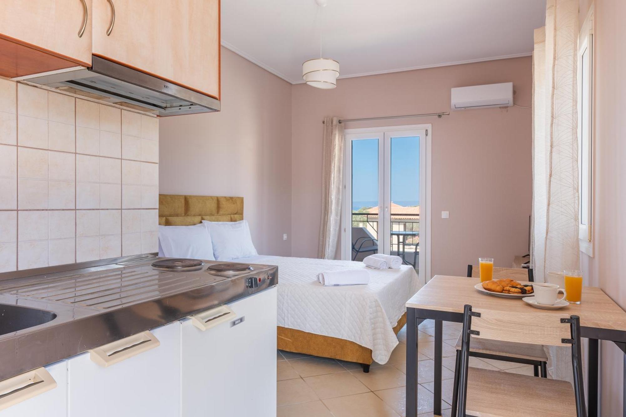 דירות סבורונטה Spiros House מראה חיצוני תמונה